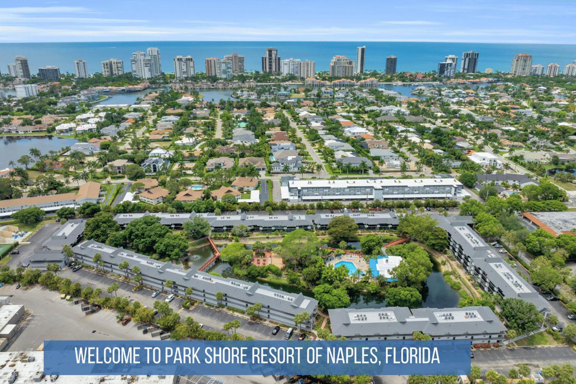 Park Shore Resort By Mike Z Rentals (Adults Only) Napoli Bagian luar foto